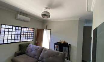 Imagem 2: Excelente Oportunidade casa Térrea com 04 Quartos no Monte Castelo