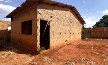 Imagem 3: Excelente Terreno com Construção Iniciada!