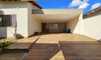 Imagem: Casa térrea com 4 quartos toda reformada