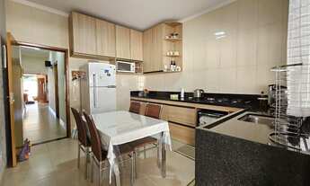 Imagem 5: Casa térrea com 4 quartos toda reformada