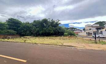 Imagem: Excelente Terreno de Esquina na Avenida