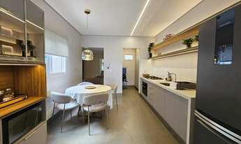 Imagem 7: Casa térrea reformada e rica em planejados na entrada do Carandá Bosque