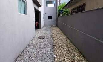 Imagem 4: Apartamento para alugar com 2 quartos sendo 1 suíte, sacada com churrasqueira no bairro An