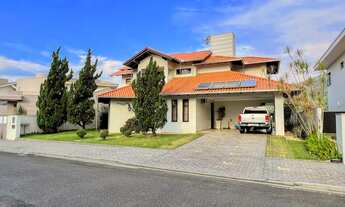 Imagem: Casa à venda, 4 quartos, sendo 2 suítes