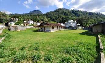 Imagem: Terreno Residencial com Casa em Ilha da