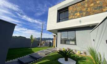 Imagem 4: Geminado residencial com 3 dormitórios, 1 suíte e 2 vagas em Jaraguá do Sul – Três Rios do