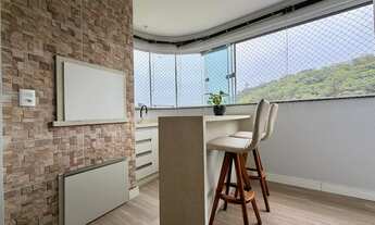 Imagem 3: Apartamento com 3 quartos, sendo 01 suíte, outro usado como closet, com varanda gourmet no