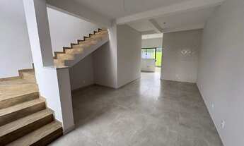 Imagem: Geminado Residencial com 2 Quartos, Três