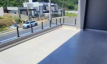 Imagem 3: Geminado residencial no bairro Três Rios do Norte, em Jaraguá do Sul (SC), com aproximadam