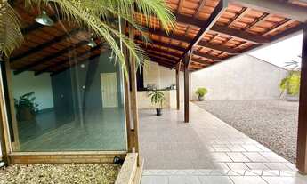 Imagem 5: Casa à venda com 4 quartos, sendo 1 suíte