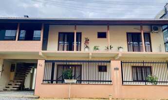 Imagem: Sobrado à venda, 6 quartos, Bairro Centro