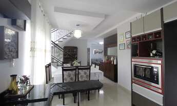 Imagem 3: Casa Moderna à Venda em Jaraguá do Sul - Estrada Nova, 4 Quartos, 3 Vagas