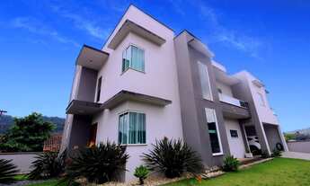 Imagem: Casa Moderna à Venda em Jaraguá do Sul