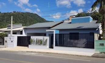 Imagem: Casa 3 Quartos com Suíte, Piscina e Churrasqueira