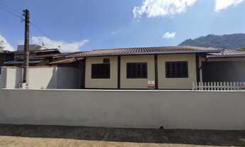 Imagem: Casa à venda, 3 quartos, sendo 1 suíte