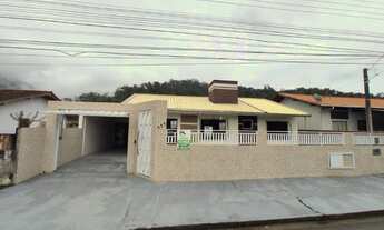 Imagem: Casa à venda, 3 quartos, sendo 1 suíte