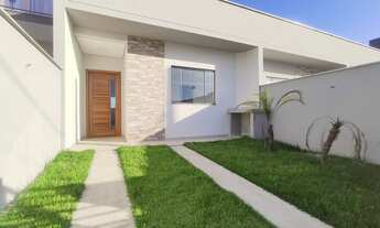 Imagem: Casa Geminada à venda, 2 quartos, sendo