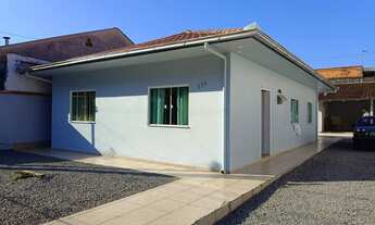 Imagem: Casa à Venda em Jaraguá do Sul com 3 quartos