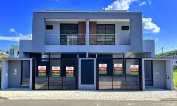 Imagem: Geminado à venda, 3 quartos, sendo 1 suíte