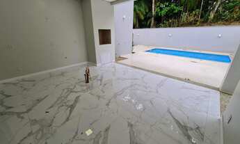 Imagem 2: Casa Residencial à Venda em Barra do Rio Cerro, Jaraguá do Sul – 3 Suítes, 210 m² Privativ