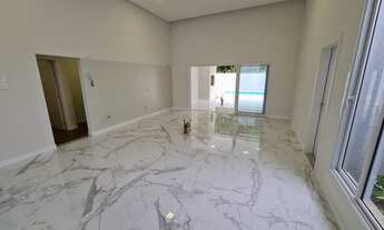 Imagem 4: Casa Residencial à Venda em Barra do Rio Cerro, Jaraguá do Sul – 3 Suítes, 210 m² Privativ