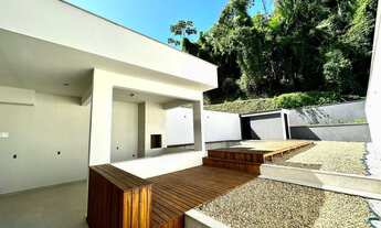 Imagem 2: Sobrado geminado alto padrão à venda, com 04 quartos, sendo 03 suítes, no Bairro Barra do