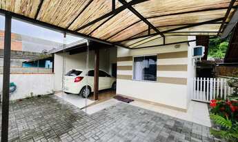 Imagem: Geminado à Venda em Guaramirim com 3 quartos