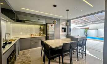 Imagem: Sobrado geminado, com 03 quartos, sendo