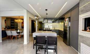 Imagem 2: Sobrado geminado, com 03 quartos, sendo 01 suíte, no bairro São Luis, Jaraguá do Sul