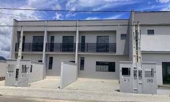 Imagem 2: Geminado à venda em Jaraguá do Sul (Três Rios do Norte) – 3 quartos, 1 suíte, frente