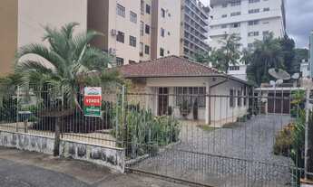 Imagem: Casa Residencial em Vila Nova, Jaraguá