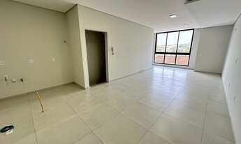 Imagem 2: Vende-se sobrado geminado de 142m² com 3 dormitórios sendo 1 suíte no bairro Vila Lenzi