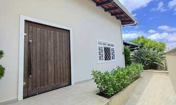 Imagem 2: Casa à Venda em Jaraguá do Sul com 3 quartos sendo 1 suíte – Bairro Amizade