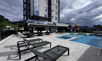 Imagem 2: Apartamento residencial de alto padrão: 4 suítes, 2 vagas e 341,25 m² em Vila Nova, Jaragu