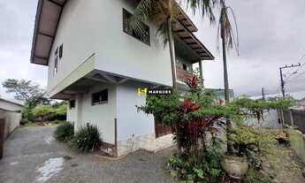 Imagem 2: Sobrado a venda no Bairro Fátima/Joinville