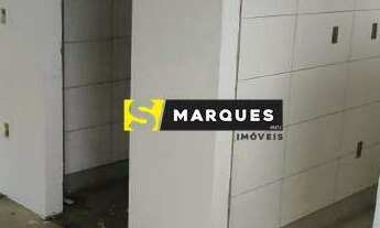 Imagem 4: Terreno de 600m² com área comercial construída - Bairro Vila Nova