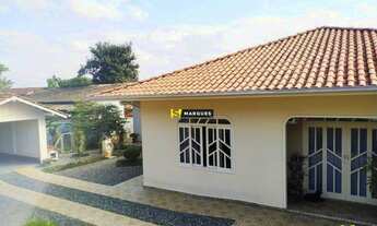 Imagem: Casa para aluguel, 4 quartos, 2 suítes