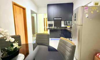 Imagem: Linda Casa à Venda no Bairro Santa Clara