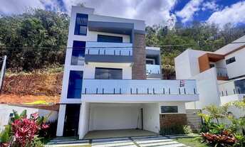 Imagem: Casa 3 suítes com elevador em condomínio