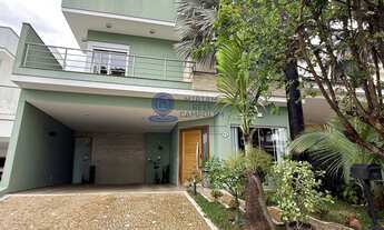 Imagem: Casa com 03 suítes e piscina Condomínio