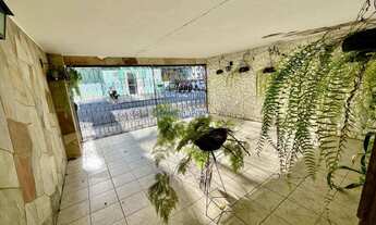 Imagem: Sobrado 3 dormitórios, 1 suíte e quintal