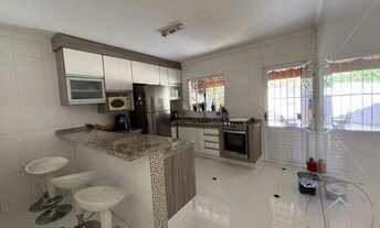 Imagem 2: Casa de condomínio à venda em Cotia, Aguassaí (Caucaia do Alto), com 3 quartos, 141m²