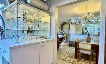 Imagem 6: Sobrado 158 m², 3 dorms, suíte com closet, sótão c/lareira e espaço gourmet. Alto padrão!