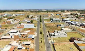 Imagem: Lote a prestação na região central de