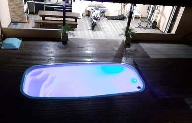 Imagem 2: Bela casa em madeira nobre