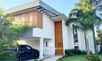 Imagem 2: 4 dormitórios, 4 suíte, 6 banheiro, 4 vagas na garagem