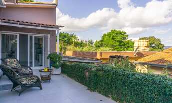 Imagem 5: ![CDATA[Casa para Venda - 230m², 3 dormitórios, 2 vagas - Teresópolis]]