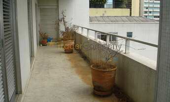 Imagem: 4 dormitórios, 2 suíte, 4 vagas na garagem