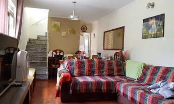 Imagem: 3 dormitórios, 1 suítes, 2 vagas na garagem