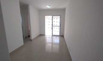 Imagem 2: 2 dormitórios, 2 suíte, 1 vaga na garagem